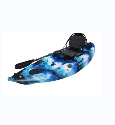 Descubra a beleza dos lagos e rios com o nosso camuflagem azul, um caiaque de 2,7 metros para uma pessoa.