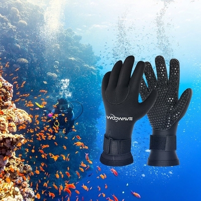 Neoprene personalizado impermeável 3MM Cinco dedos Desportos aquáticos Snorkeling Luvas de canoagem